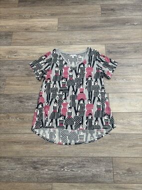 LuLaRoe Christy T Shirt Sz L V-Neck Short Sleeve High Low Whimsical Pop Art Fun